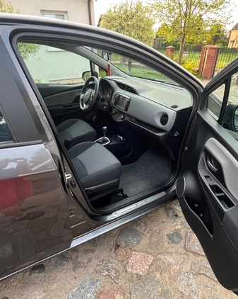 Toyota Yaris cena 42990 przebieg: 91000, rok produkcji 2014 z Kartuzy małe 277